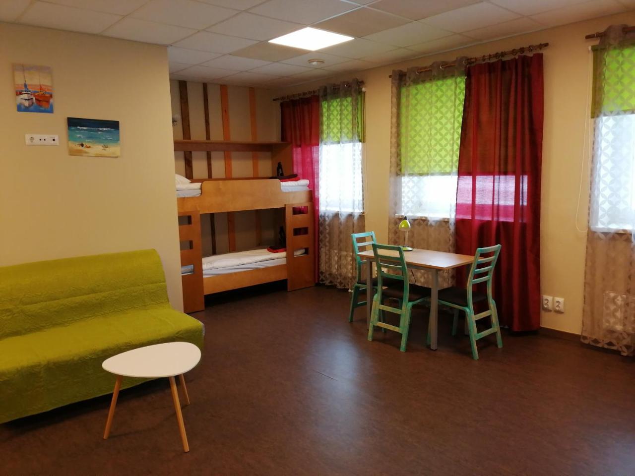 Everest Kivioli Hostel エクステリア 写真